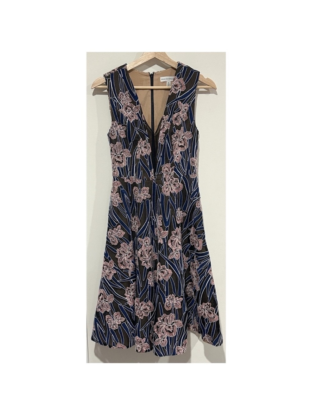 Dress The Population Macie Floral Embroidery Fit & Flare Dress - Picture 4 of 10